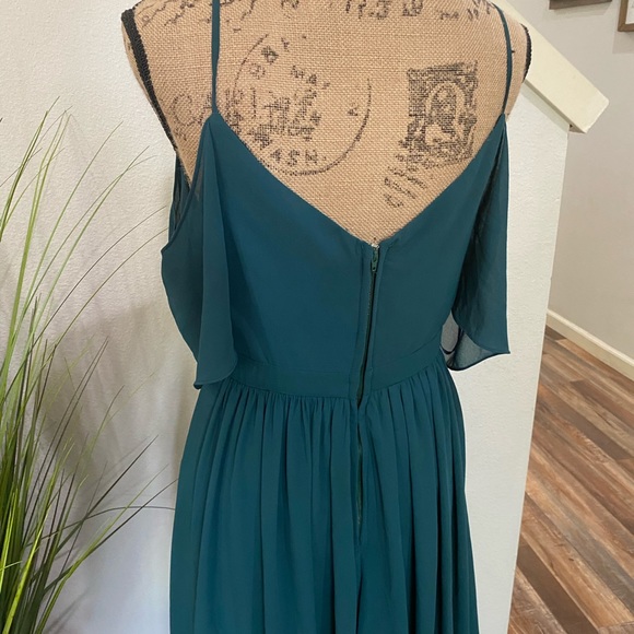 lulus cold shoulder maxi dress in emerald green - Picture 6 of 8